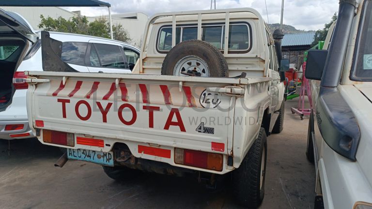 Toyota/LandCruiser - 2014