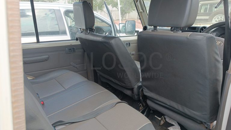 Toyota/LandCruiser - 2014