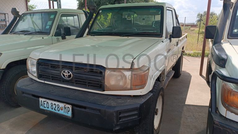 Toyota/LandCruiser - 2014