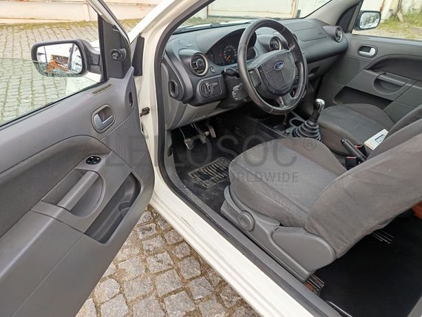 Ford Fiesta TDCI · Ano 2003