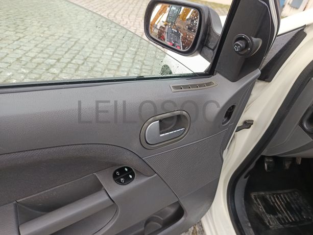 Ford Fiesta TDCI · Ano 2003