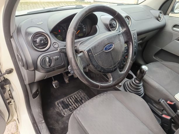 Ford Fiesta TDCI · Ano 2003