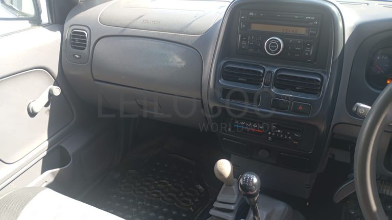 Nissan/Hardbody NPR 300 - 2017