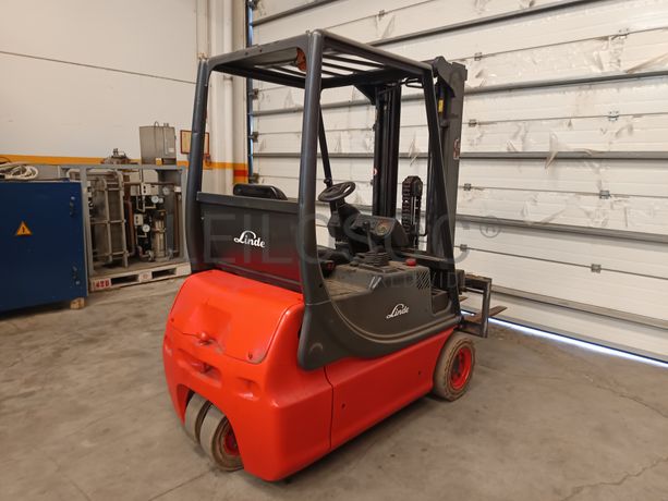 Empilhador Linde