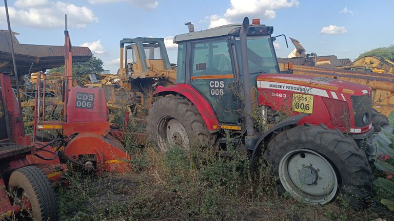 Massey Ferguson 5460