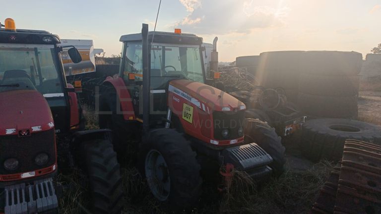 Massey Ferguson 5460