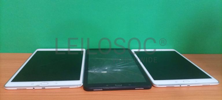 Três tablets Samsung