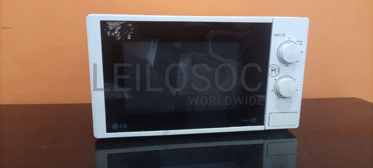 Um microondas LG