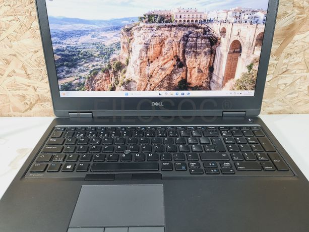 Portátil Dell Precision 7540