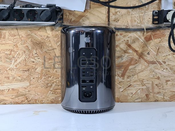 Computador Mac Pro A1481
