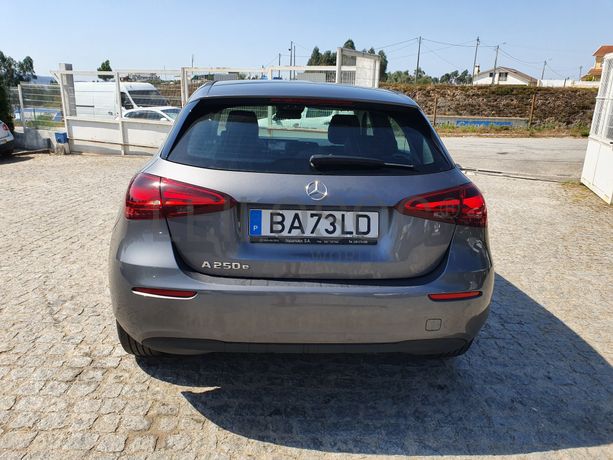 Mercedes-Benz A250E · Ano 2023