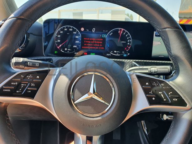 Mercedes-Benz A250E · Ano 2023