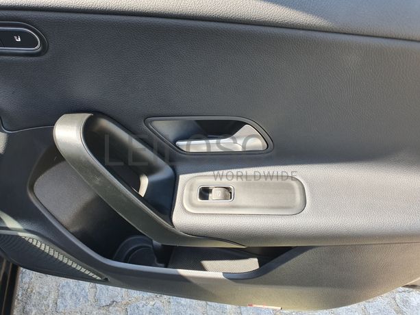 Mercedes-Benz A250E · Ano 2023