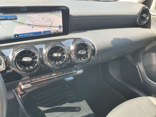 Mercedes-Benz A250E · Ano 2023