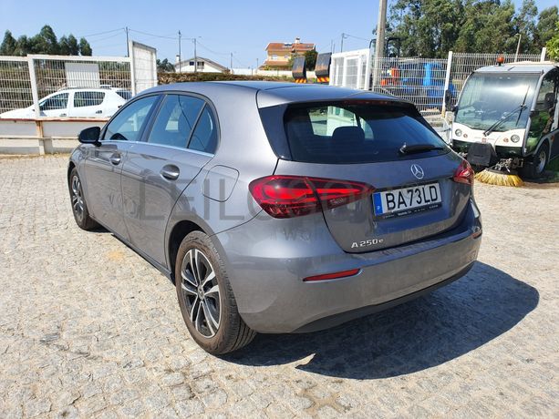 Mercedes-Benz A250E · Ano 2023