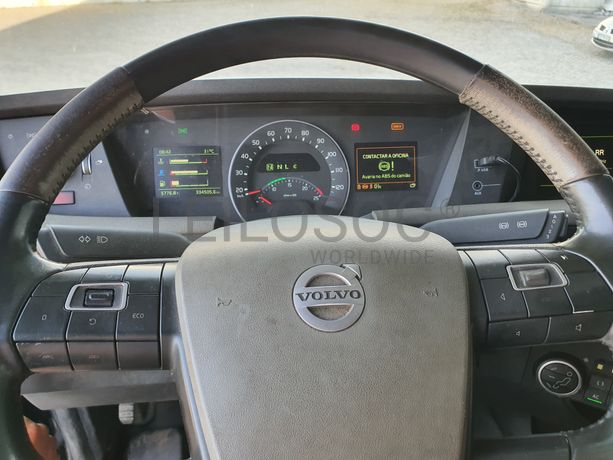 Volvo FH 6X4 · Ano 2014