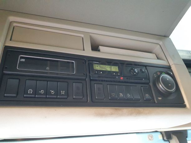 Volvo FH 6X4 · Ano 2014