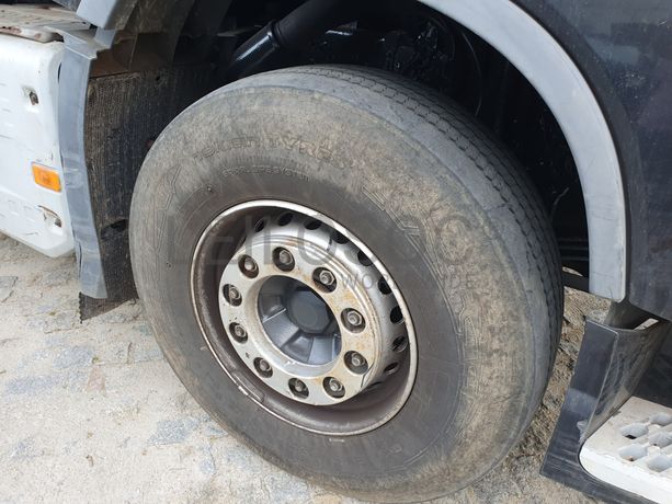 Volvo FH 6X4 · Ano 2014