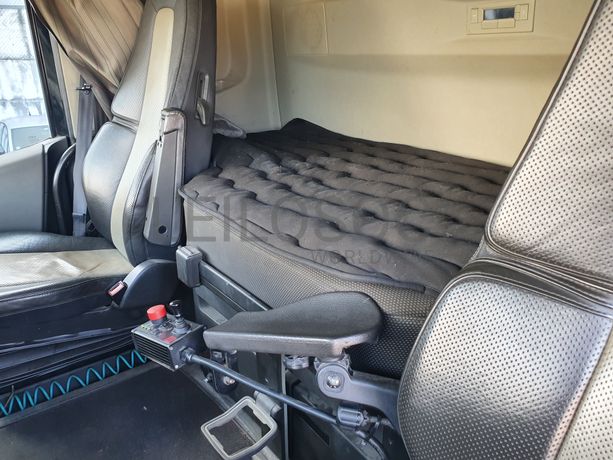 Volvo FH 6X4 · Ano 2014