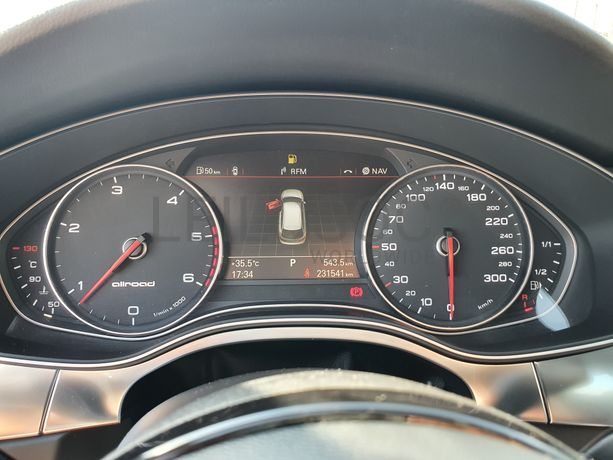 Audi A6 Allroad · Ano 2012