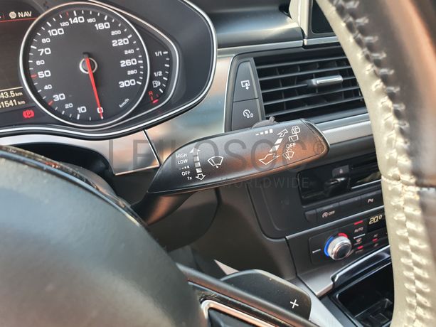 Audi A6 Allroad · Ano 2012