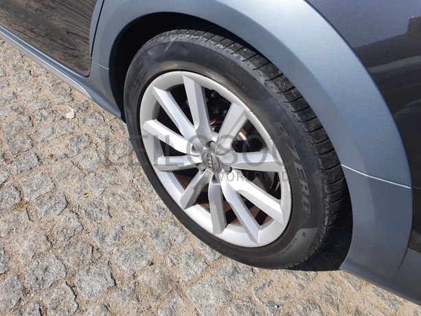 Audi A6 Allroad · Ano 2012