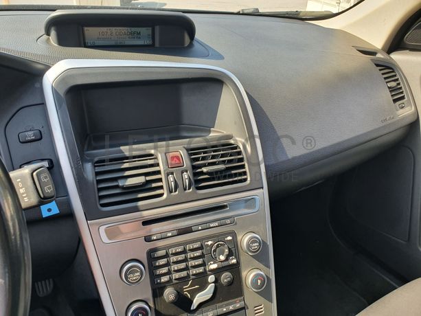 Volvo XC60 · Ano 2010