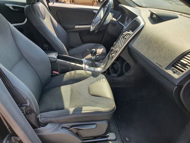 Volvo XC60 · Ano 2010