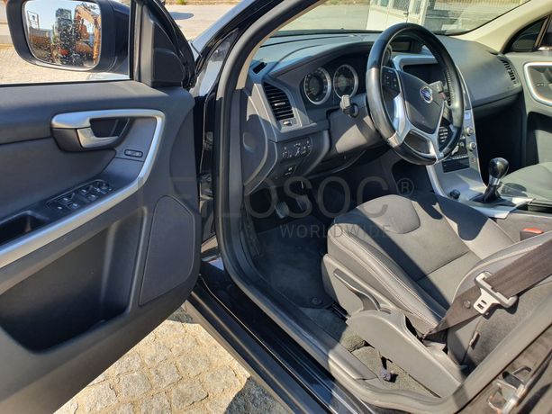 Volvo XC60 · Ano 2010
