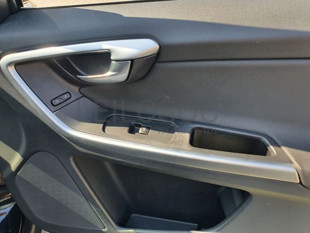 Volvo XC60 · Ano 2010