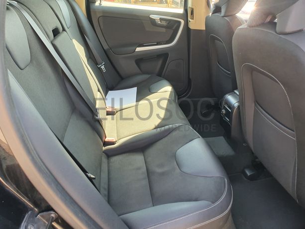 Volvo XC60 · Ano 2010