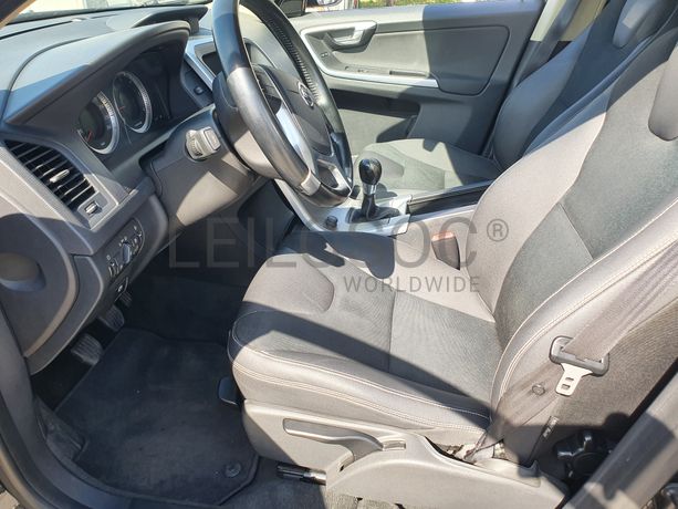 Volvo XC60 · Ano 2010