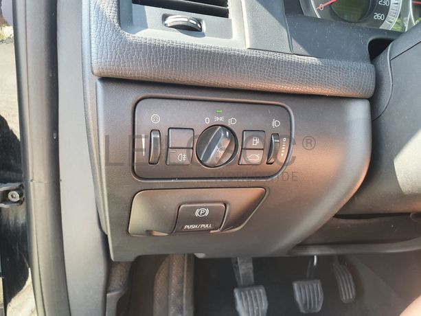 Volvo XC60 · Ano 2010