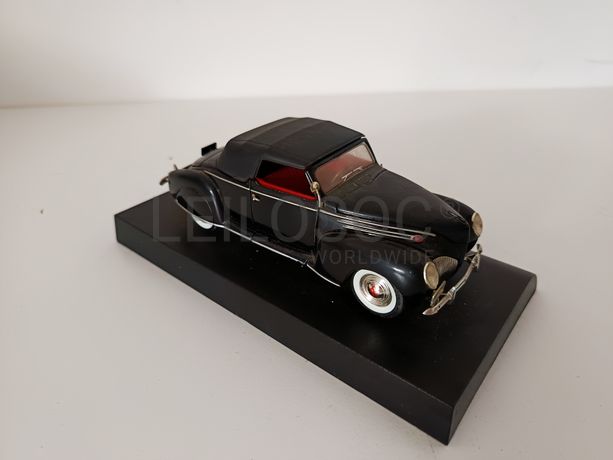 Miniatura Veículo Escala 1:43