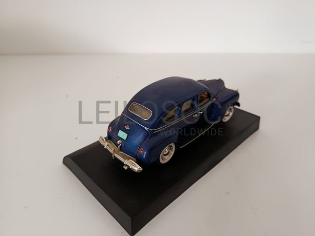 Miniatura Veículo Escala 1:43