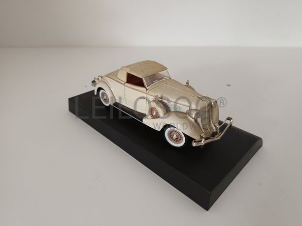 Miniatura Veículo Escala 1:43