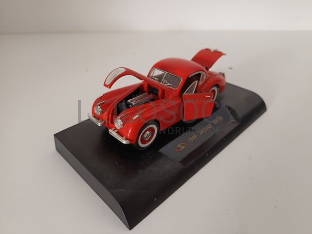 Miniatura Veículo Escala 1:43