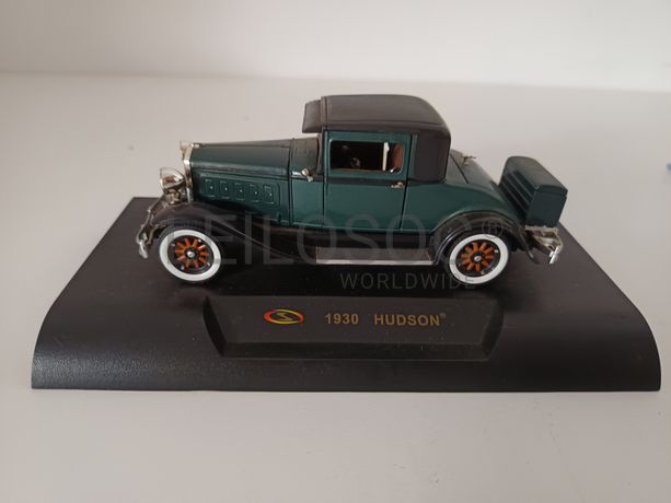 Miniatura Veículo Escala 1:43