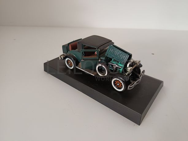 Miniatura Veículo Escala 1:43