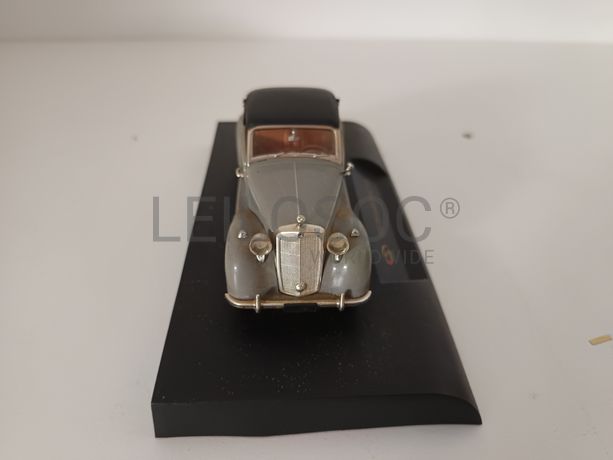 Miniatura Veículo Escala 1:43