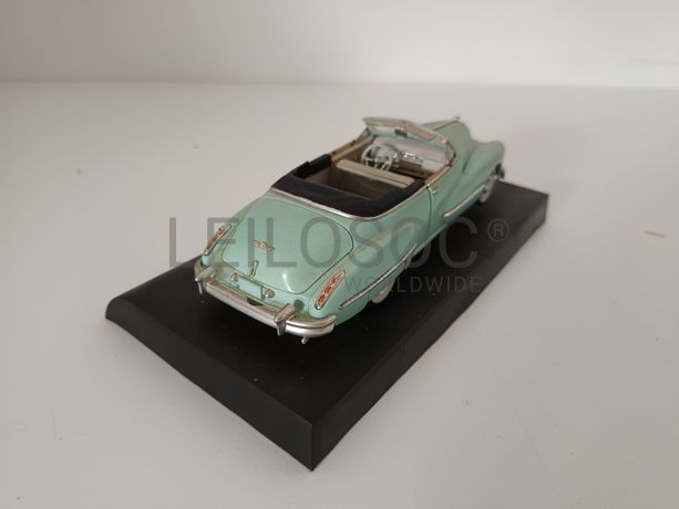 Miniatura Veículo Escala 1:43