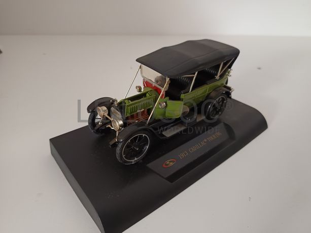 Miniatura Veículo Escala 1:43