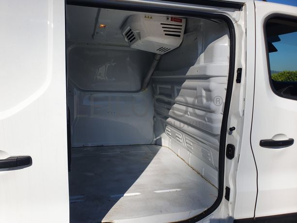 Renault Trafic · Ano 2022