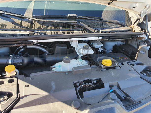Renault Trafic · Ano 2022