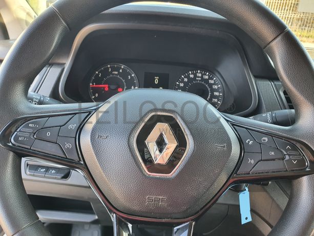 Renault Trafic · Ano 2022