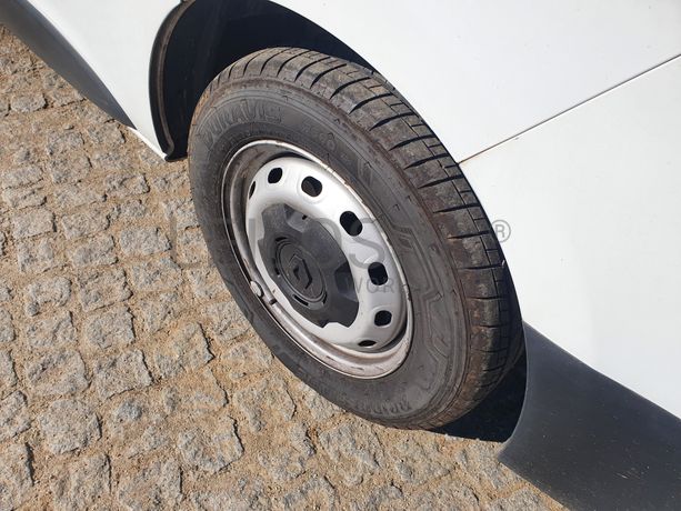 Renault Trafic · Ano 2022