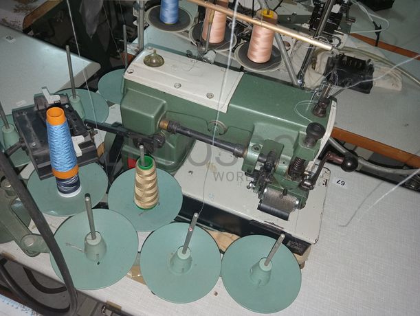 Máquina de 2 agulhas