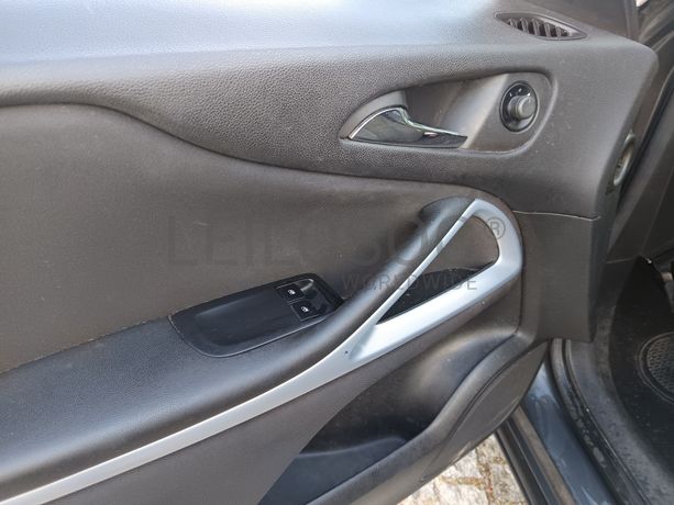 Opel Zafira · Ano 2012