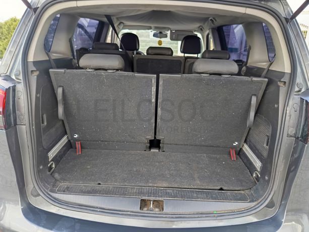 Opel Zafira · Ano 2012