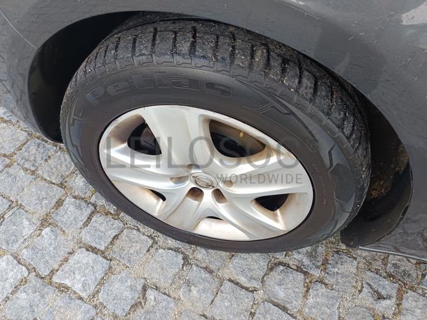 Opel Zafira · Ano 2012